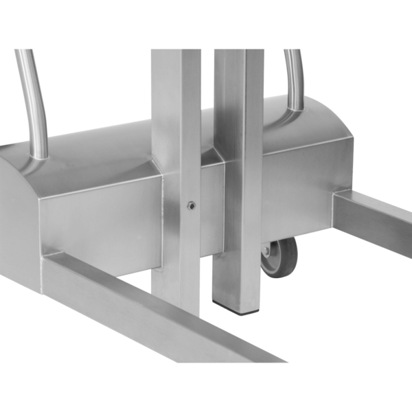 Närbild på en rostfri lyftvagn
